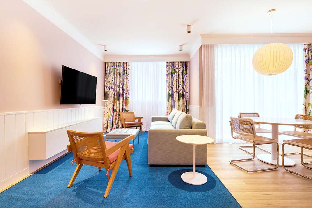 adina apartment hotel sydney chippendale