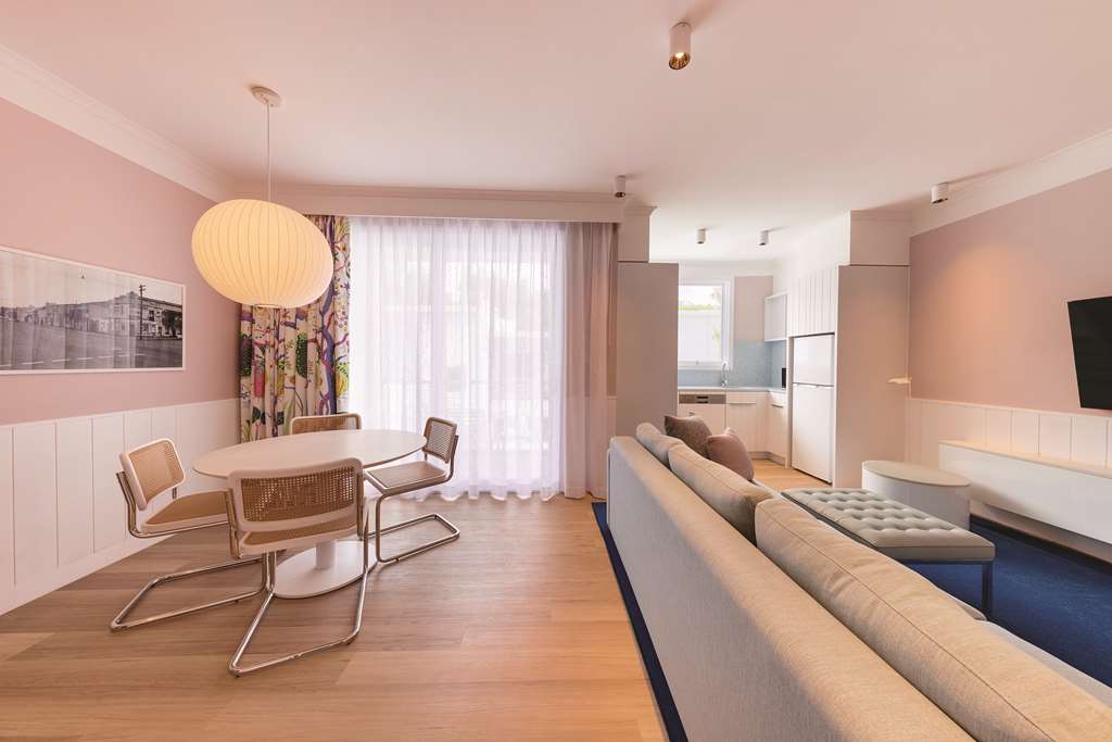 adina apartment hotel sydney chippendale