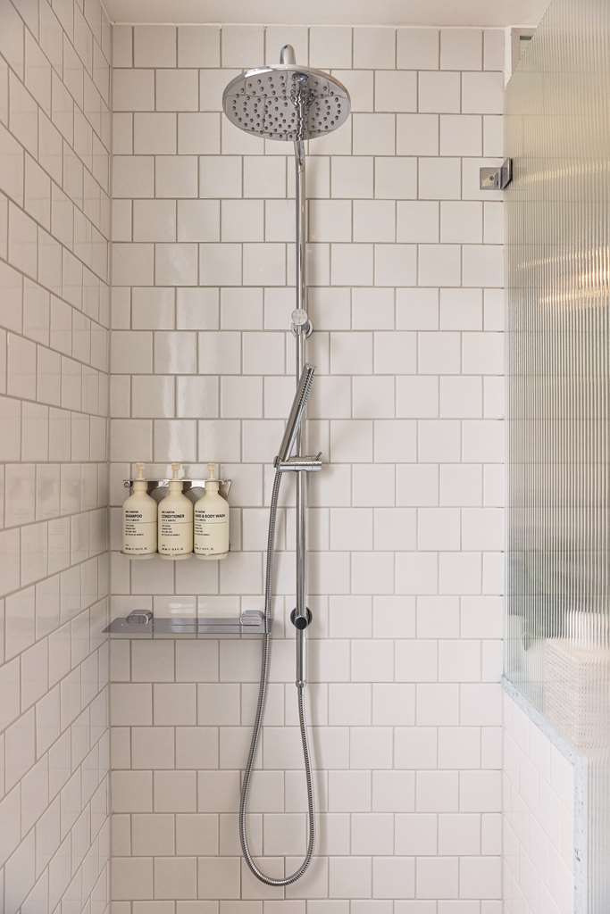 adina apartment hotel sydney chippendale