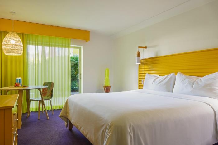 the saguaro palm springs