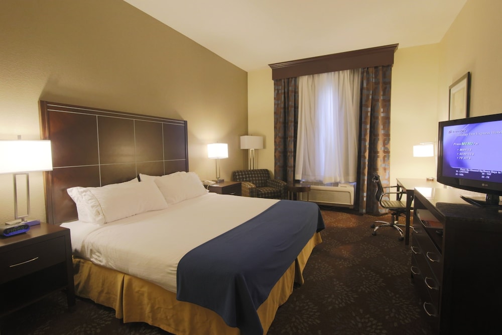 hampton inn and suites cathedral city
