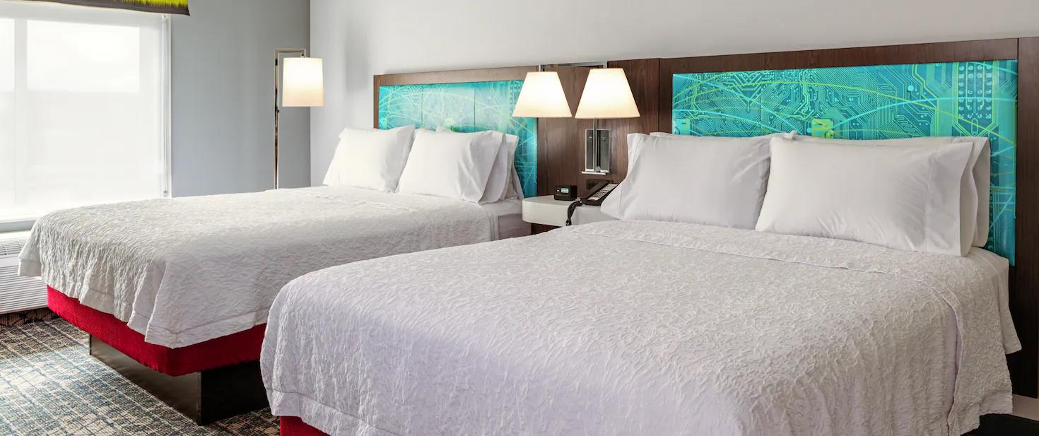 hampton inn and suites cathedral city