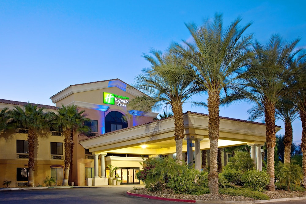 hampton inn and suites cathedral city