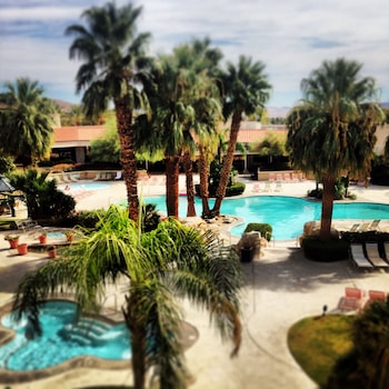 Miracle Springs Resort & Spa,Palm Springs>>Desert Hot Springs,3 star