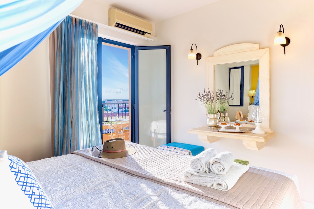 golden bay aparthotel