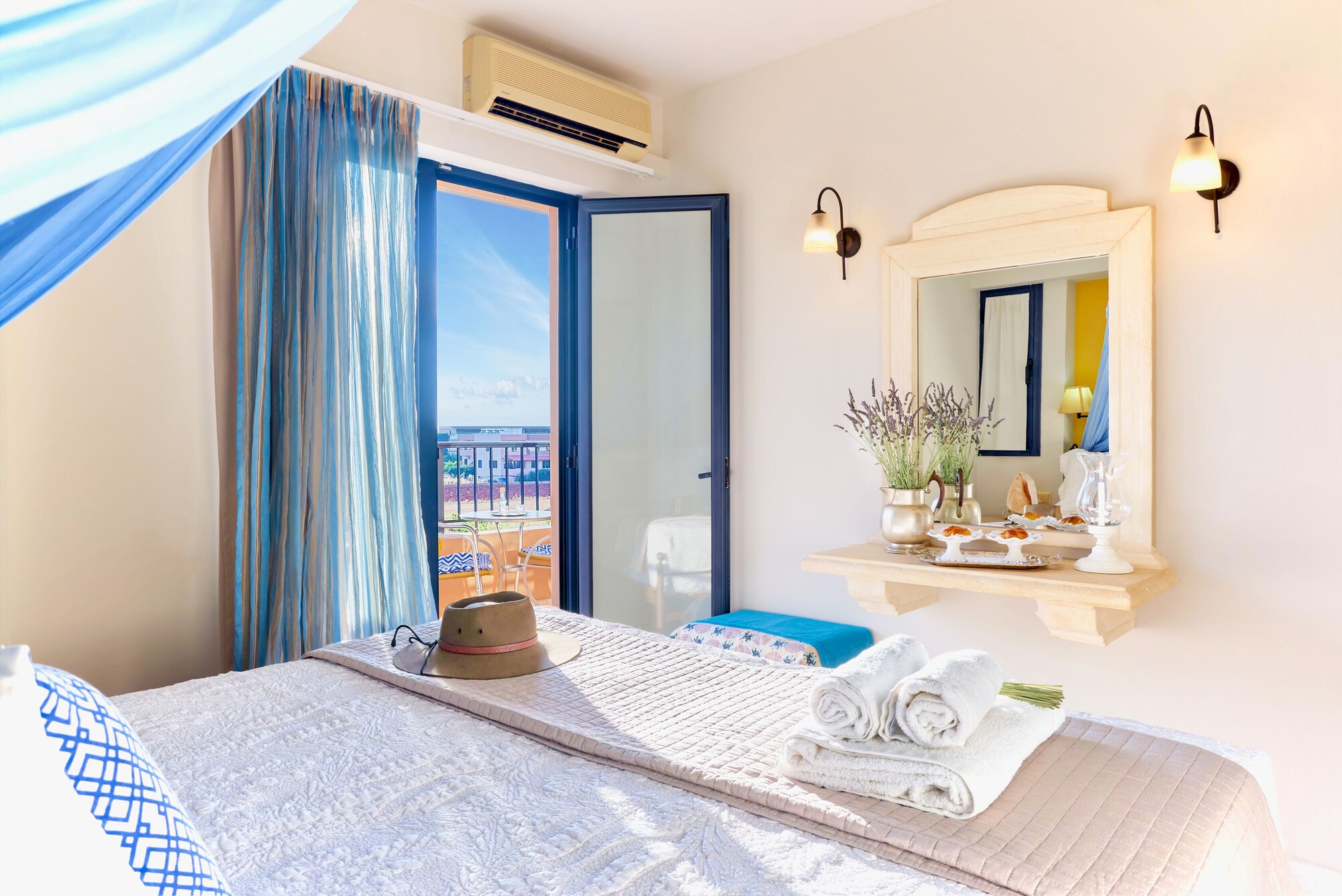 golden bay aparthotel