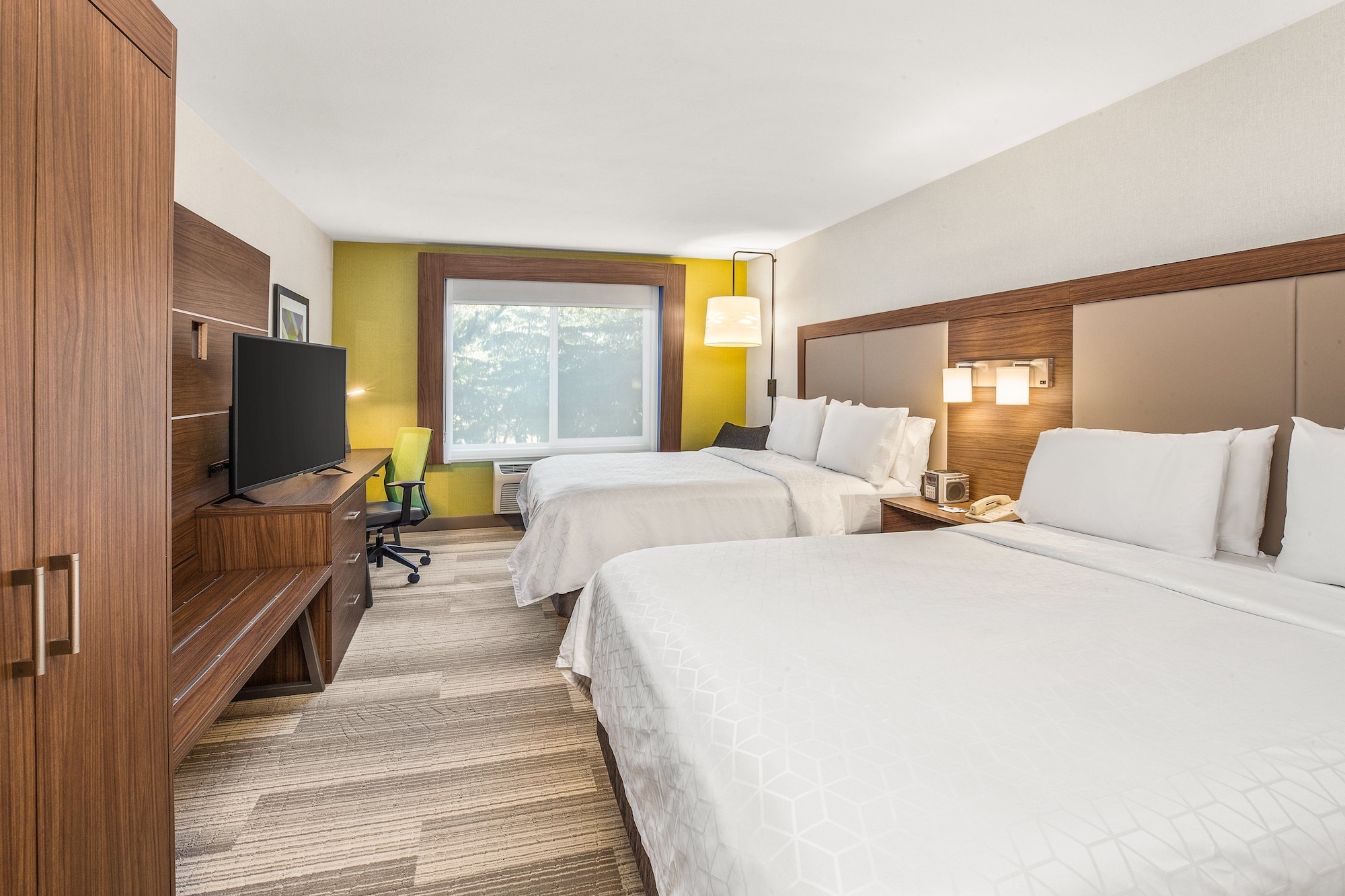 holiday inn express and suites tacoma by ihg
