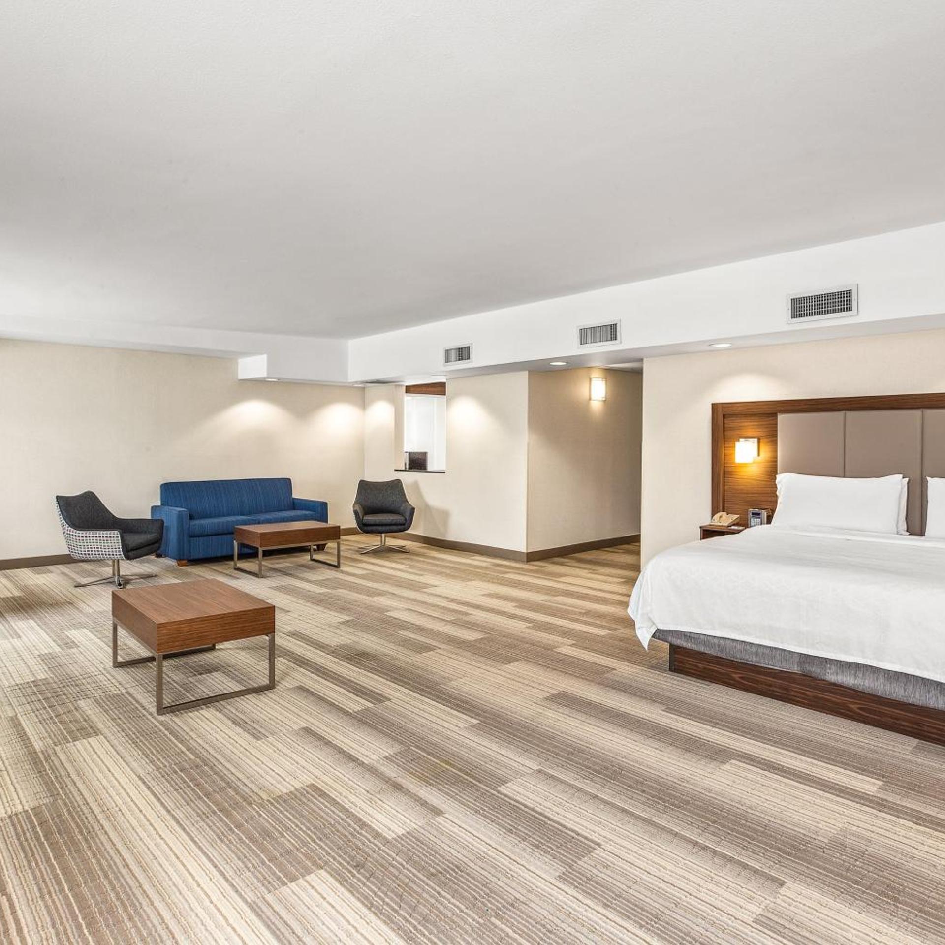holiday inn express and suites tacoma by ihg