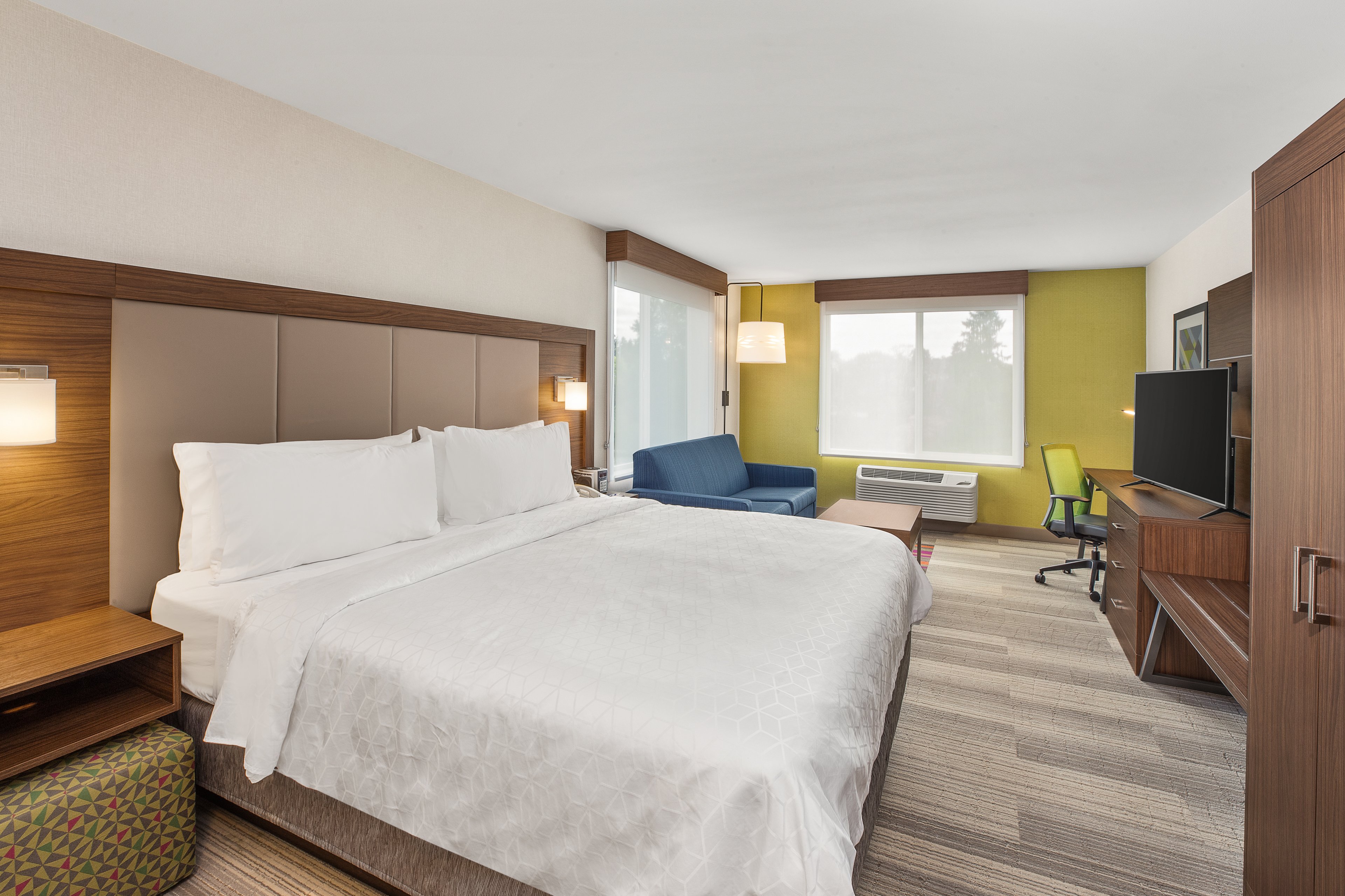 holiday inn express and suites tacoma by ihg
