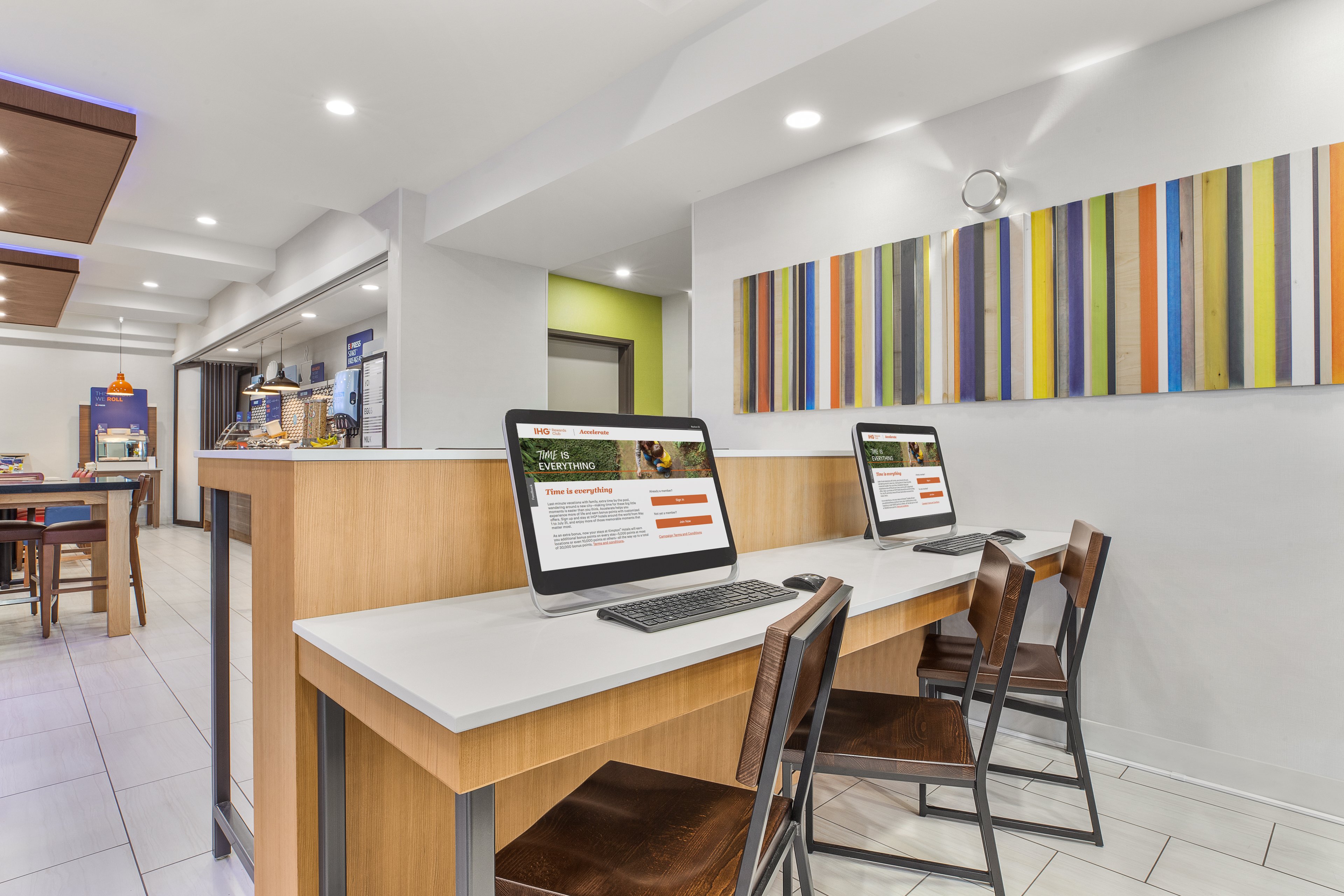 holiday inn express and suites tacoma by ihg