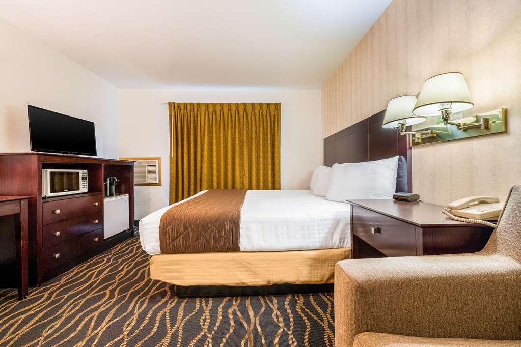 rodeway inn enumclaw mount rainier crystal mountain area