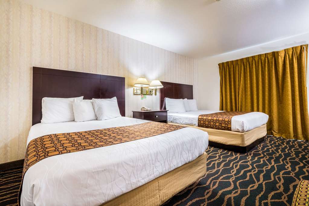 rodeway inn enumclaw mount rainier crystal mountain area