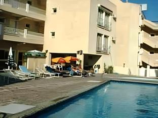 antonis g hotel apartments