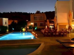 antonis g hotel apartments