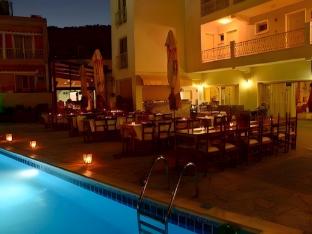 antonis g hotel apartments