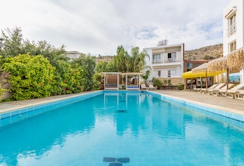 antonis g hotel apartments