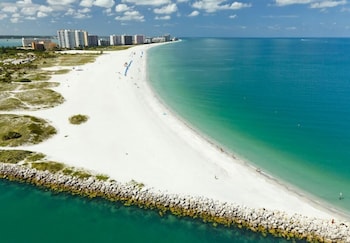 Shephard's Beach Resort,Clearwater>>Belleair Beach,4 star