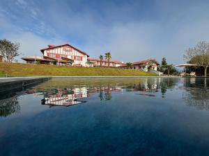 hotel laminak
