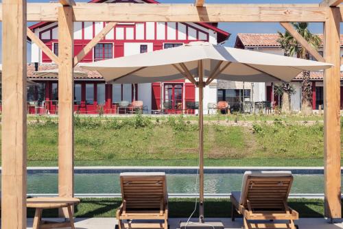 hotel laminak