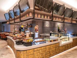 sofitel hangzhou yingguan