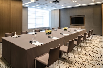 sofitel hangzhou yingguan