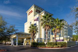 hampton inn and suites jacksonville deerwood park