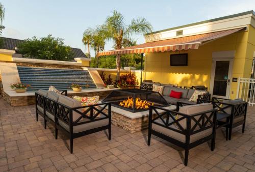 hampton inn and suites jacksonville deerwood park