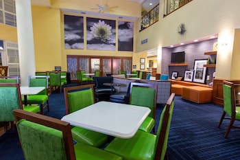 hampton inn and suites jacksonville deerwood park