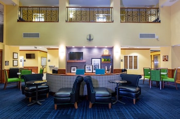 hampton inn and suites jacksonville deerwood park