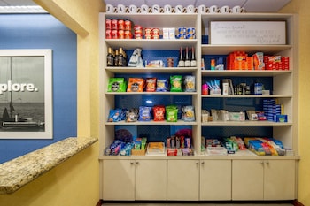 hampton inn and suites jacksonville deerwood park