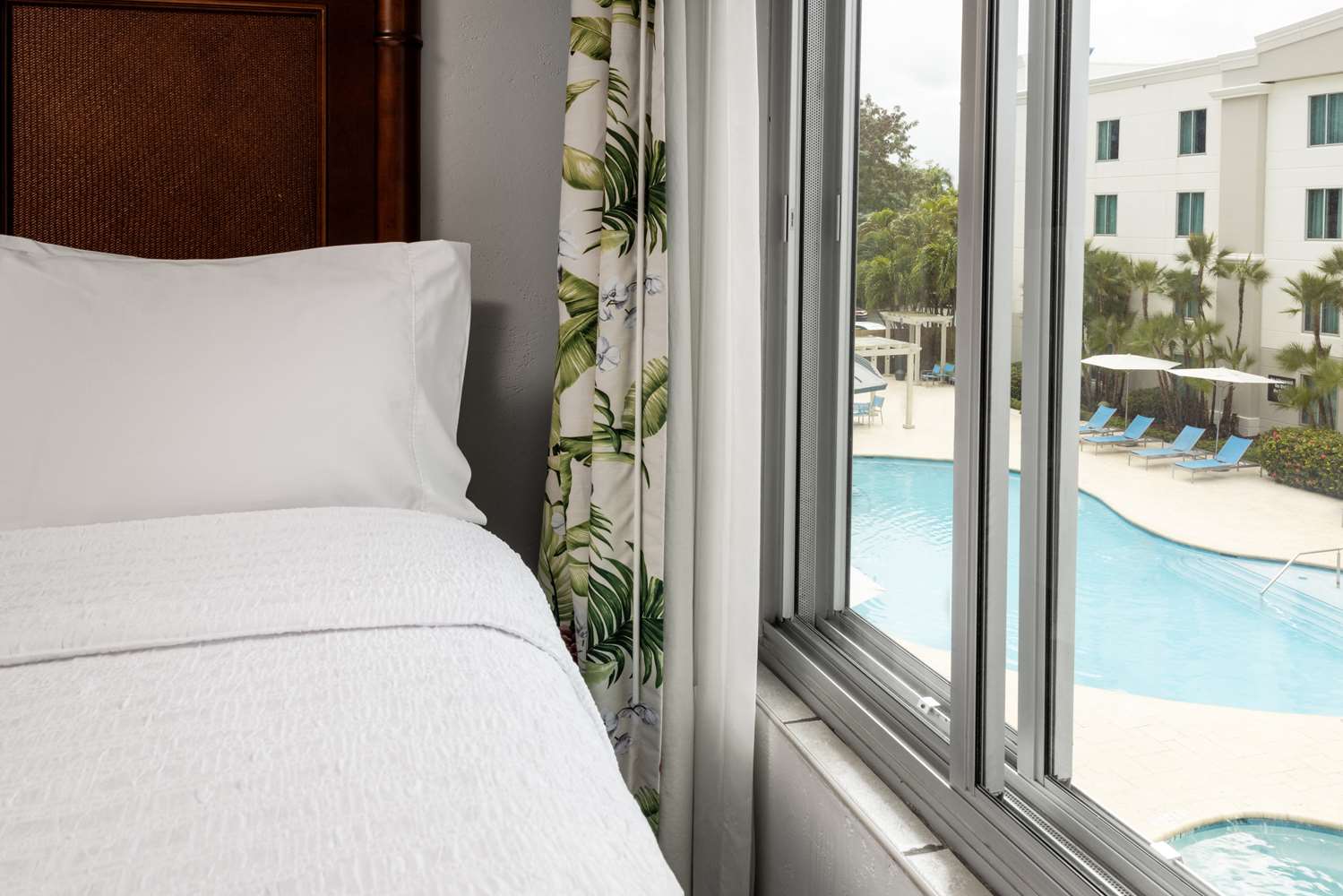 hampton inn and suites san juan