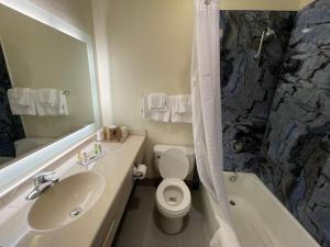 super 8 by wyndham wooster