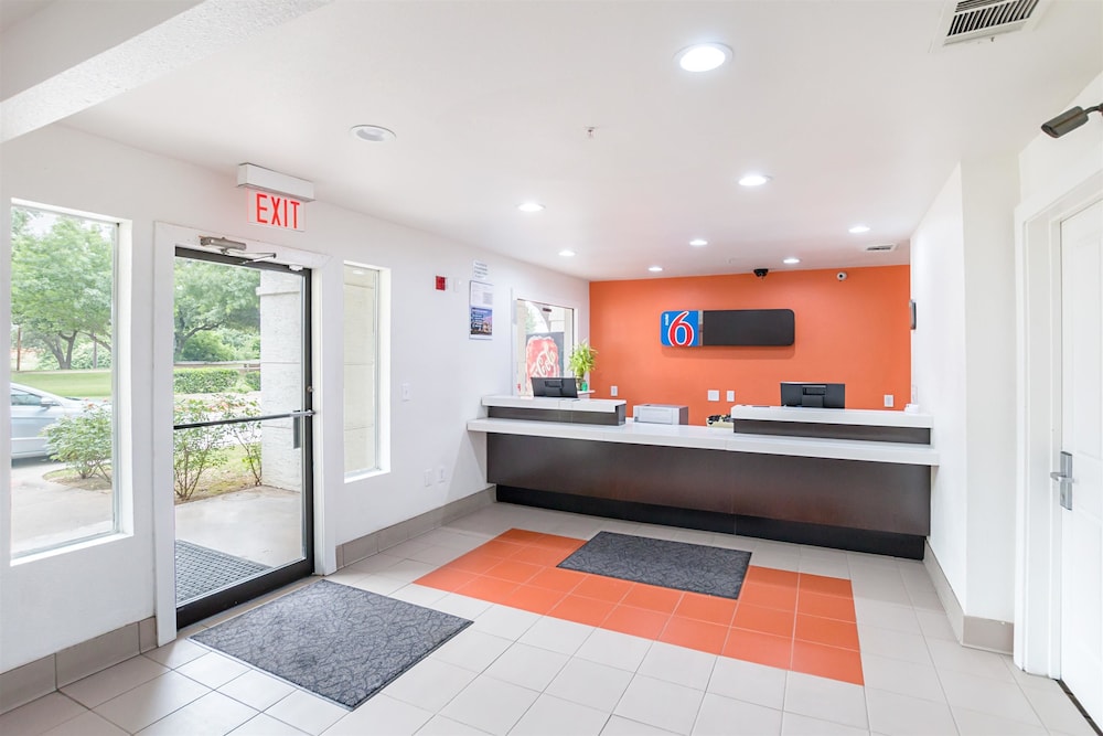 motel 6 grand prairie tx near six flags drive