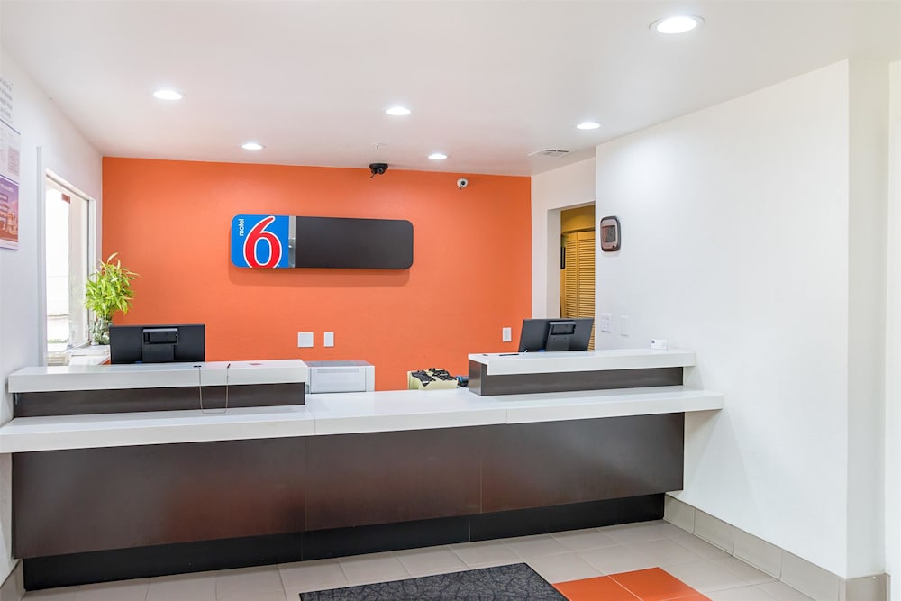 motel 6 grand prairie tx near six flags drive