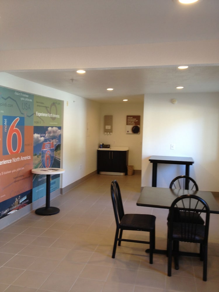 motel 6 grand prairie tx near six flags drive