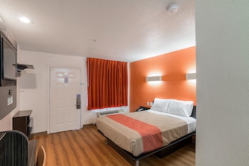 motel 6 grand prairie tx near six flags drive