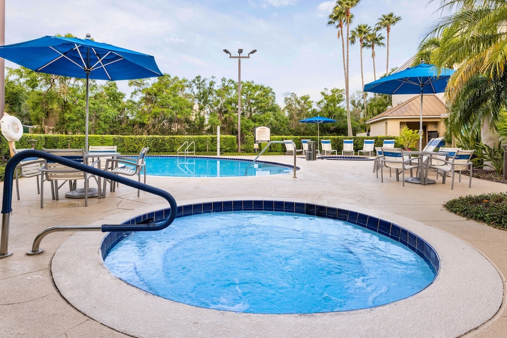 marriotts imperial palm villas