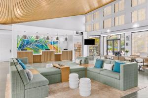 marriotts imperial palm villas