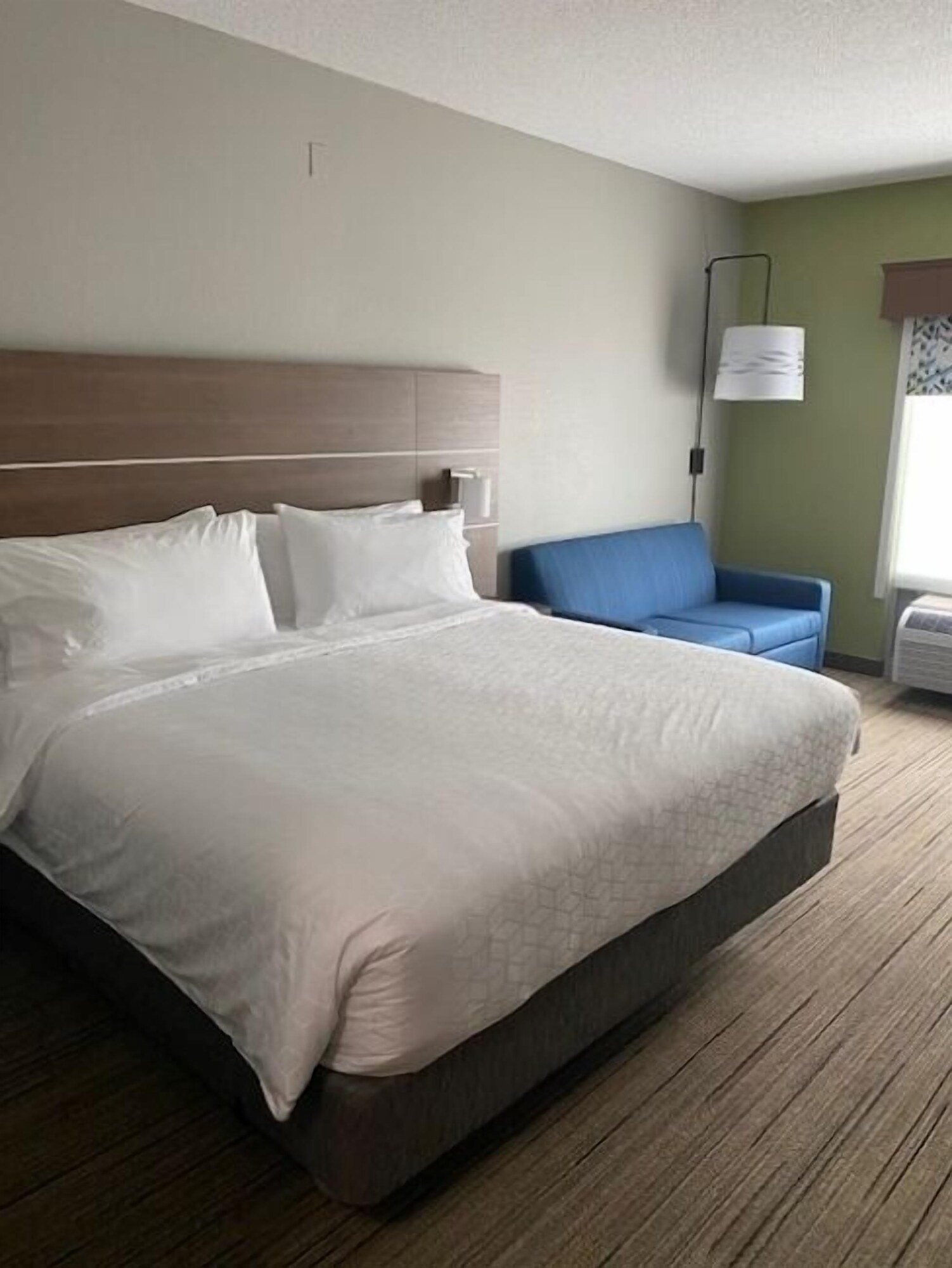 holiday inn express and suites enterprise an ihg hotel