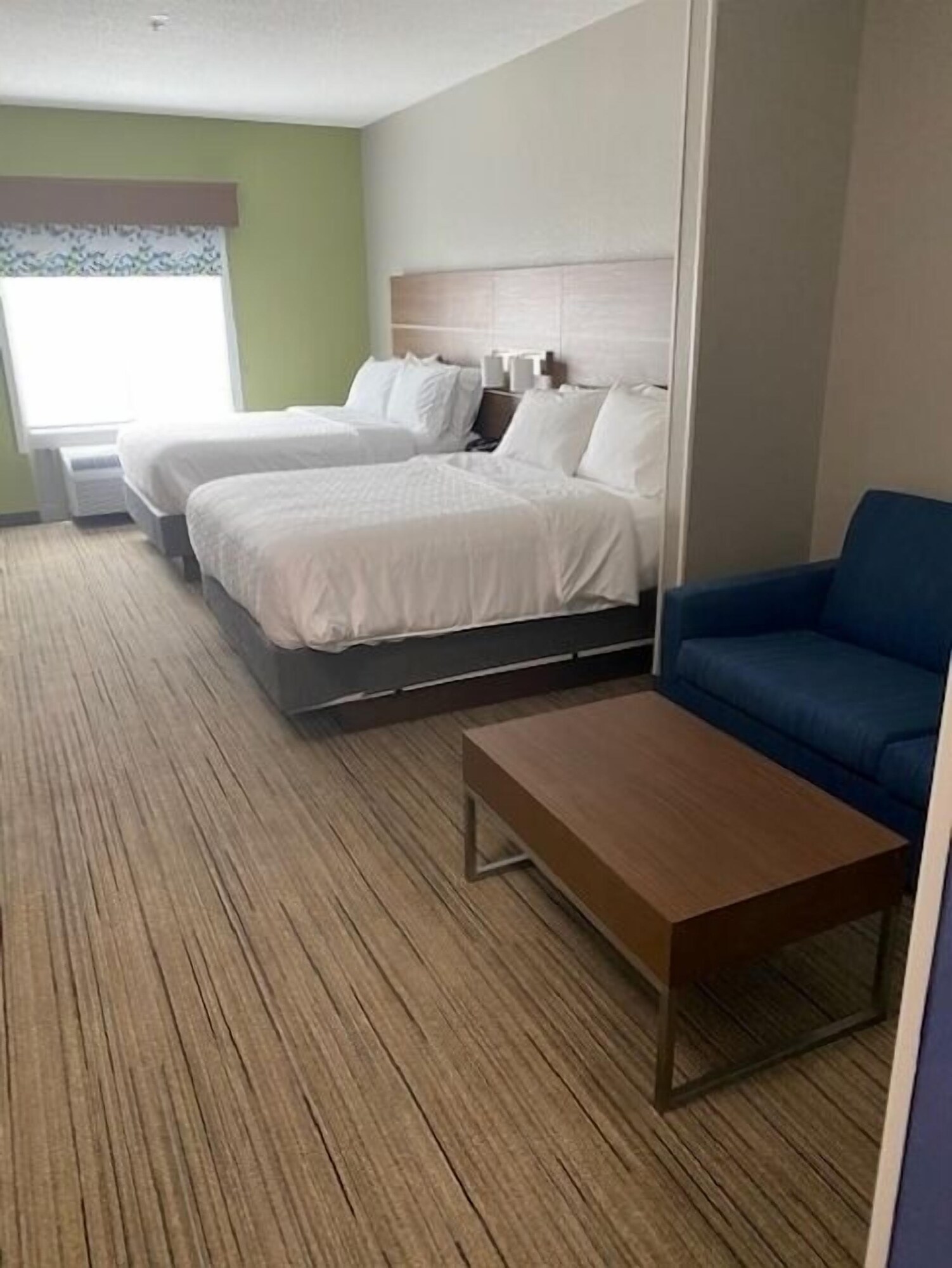 holiday inn express and suites enterprise an ihg hotel