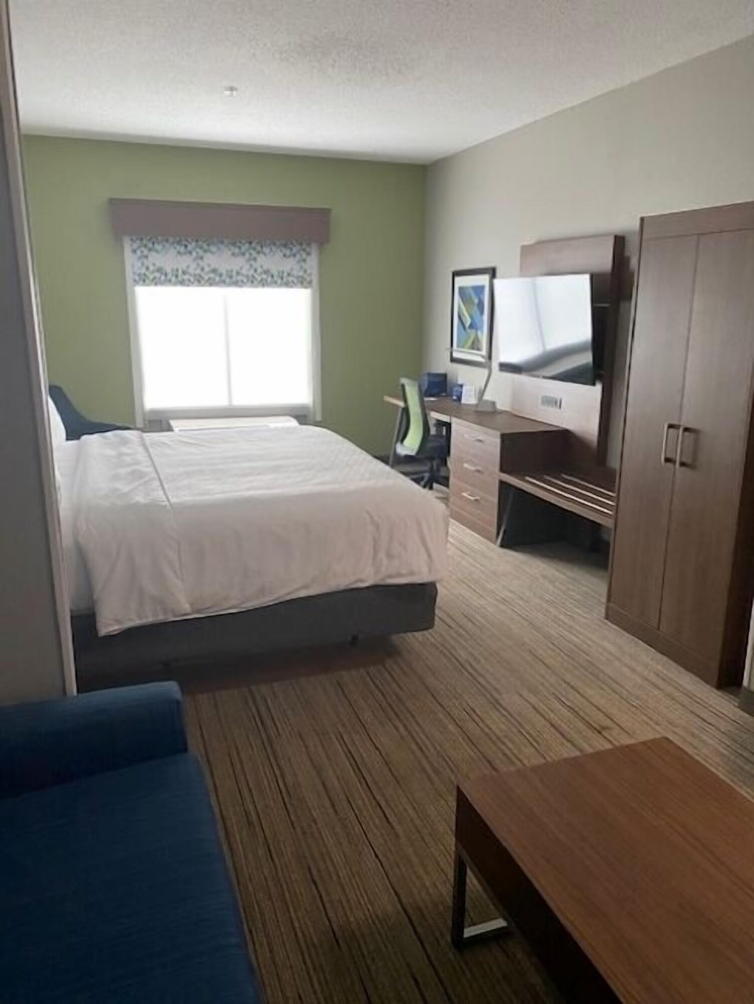 holiday inn express and suites enterprise an ihg hotel
