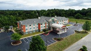 holiday inn express and suites enterprise an ihg hotel