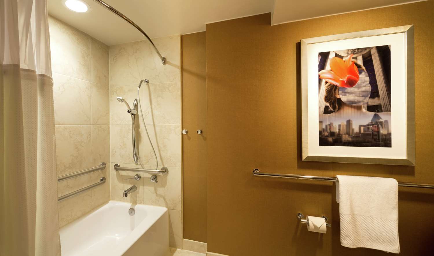 doubletree by hilton dallas campbell centre