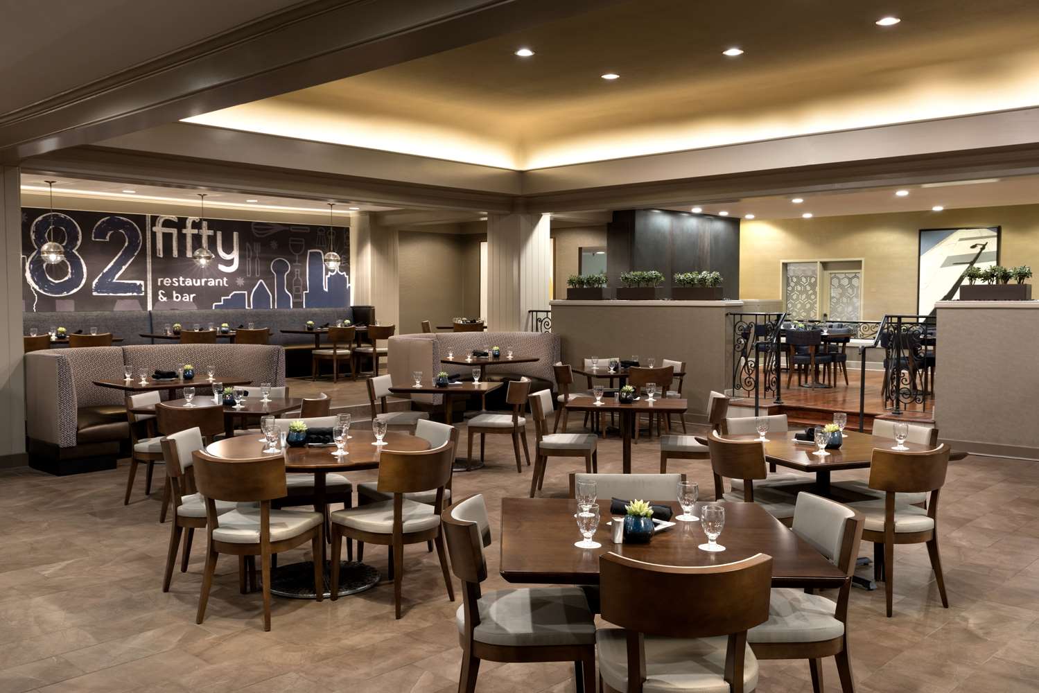 doubletree by hilton dallas campbell centre
