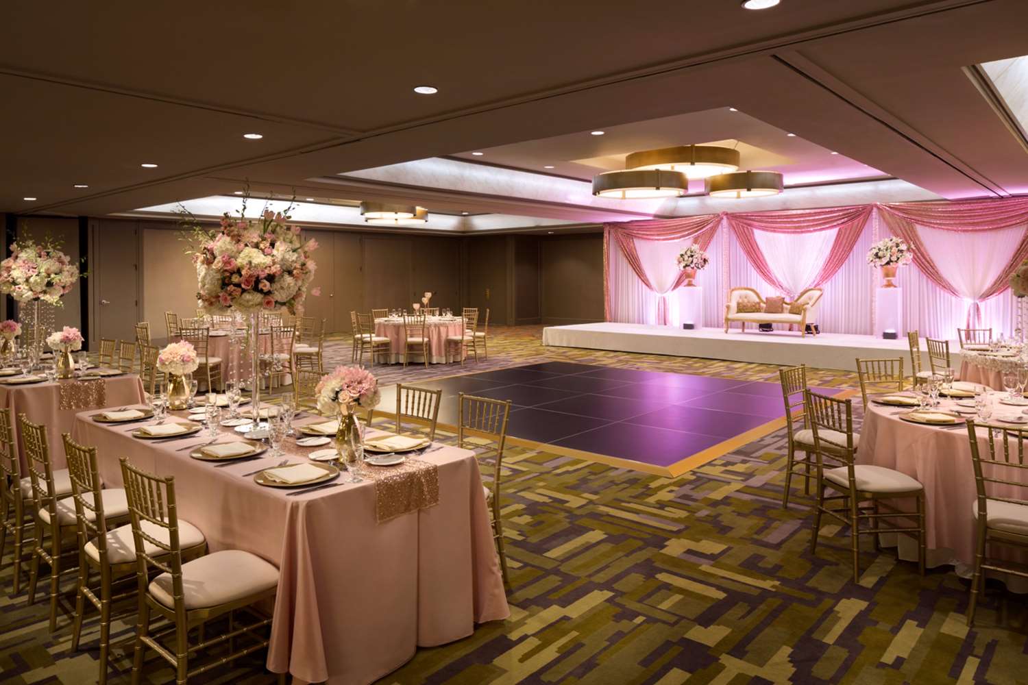 doubletree by hilton dallas campbell centre