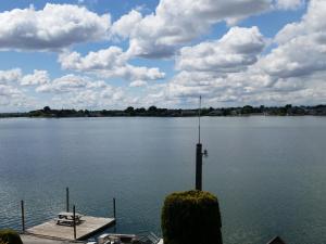 lakeshore inn water front