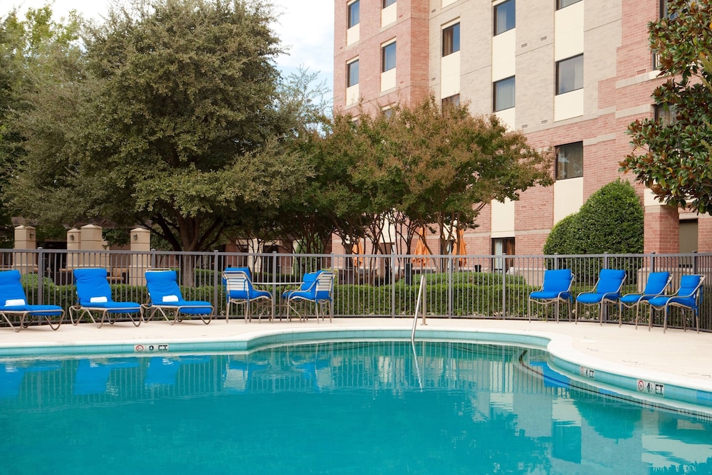 courtyard by marriott dallas addison quorum drive