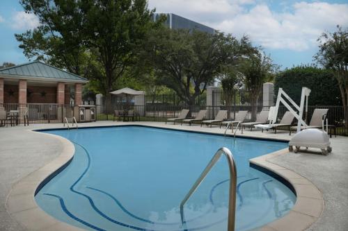 courtyard by marriott dallas addison quorum drive