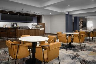 courtyard by marriott dallas addison quorum drive