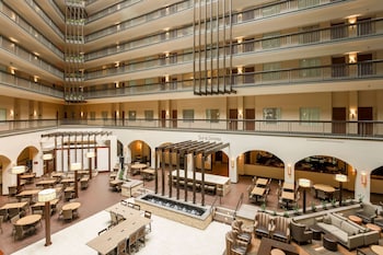 Embassy Suites By Hilton Dallas Love Field,Highland Park>>Dallas,4 star
